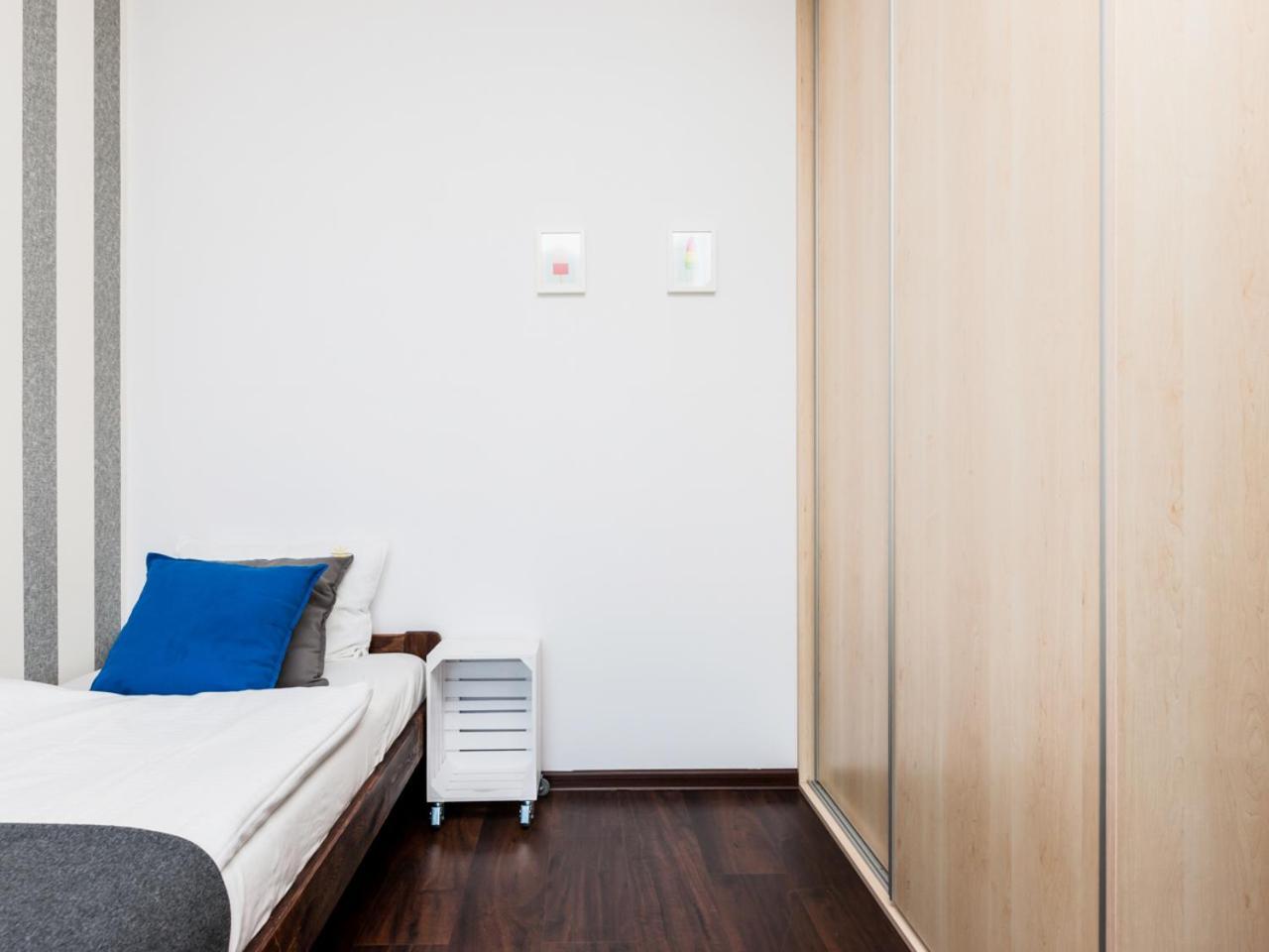 Kompleks Wypoczynkowy Pomerania Z Podgrzewanym Basenem 30 Metrow Do Morza Rewal Habitación foto